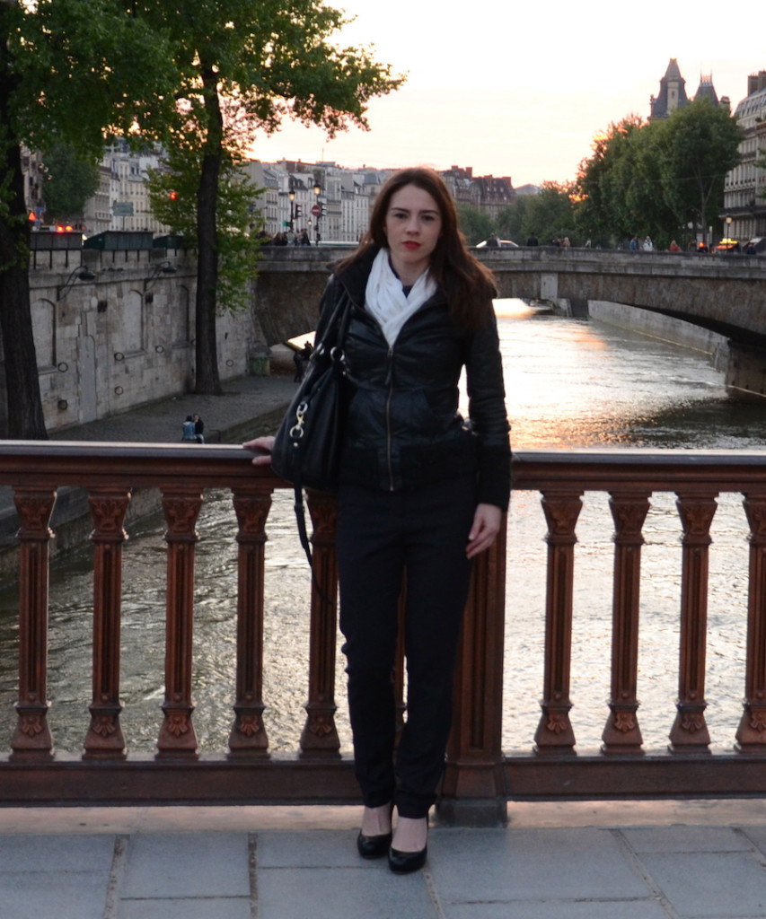 La Seine wearing LK Bennett Pumps - Paris